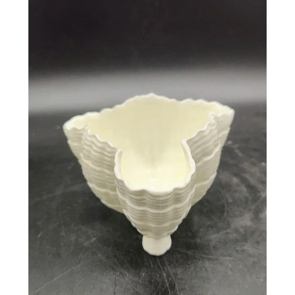 Vintage Royal Worcester Shell Shaped Bone China Footed Bowl Mid Century 3